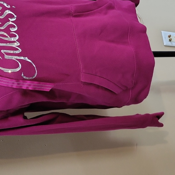 Guess Hoodie - Picture 3 of 13